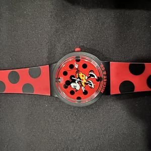 Lorus Minnie Mouse Disney & Co. Quartz watch, red/black dots